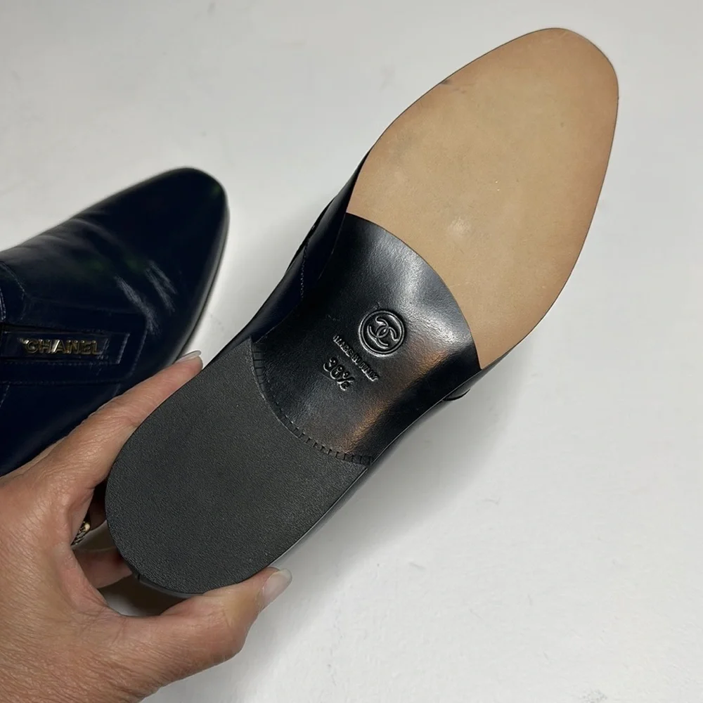 Chanel Leather Navy Oxfords 38 1/2